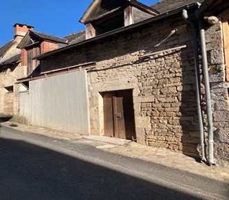 Vente d’un bien immobilier appartenant au domaine privé de la commune Vente d’un bien immobilier appartenant au domaine privé de la commune